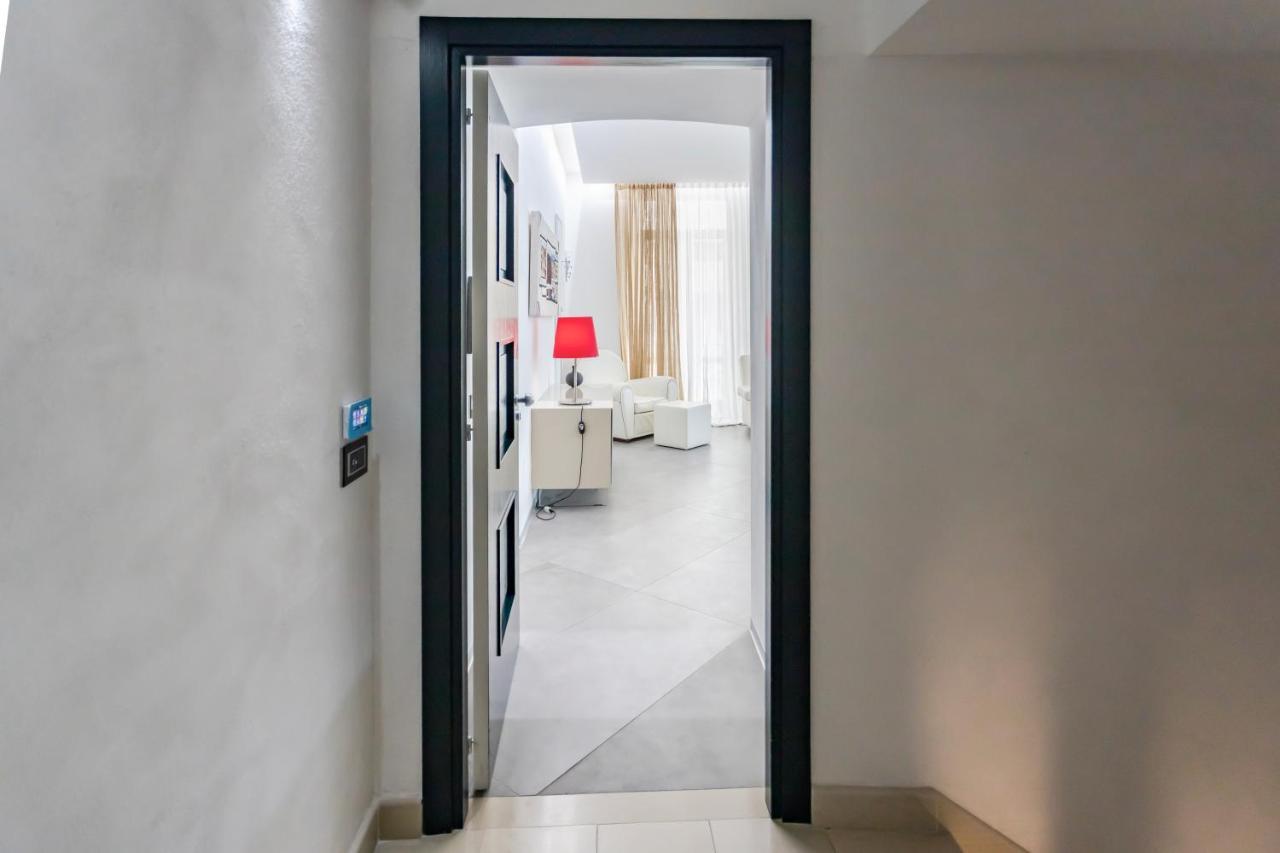 Maison Bleu Luxury Suite Sul Porto Di Trani Exterior foto
