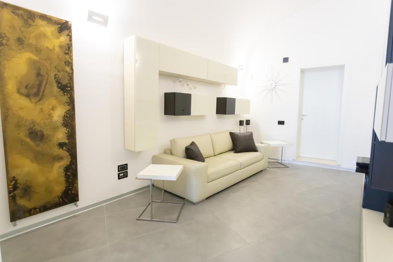 Maison Bleu Luxury Suite Sul Porto Di Trani Exterior foto